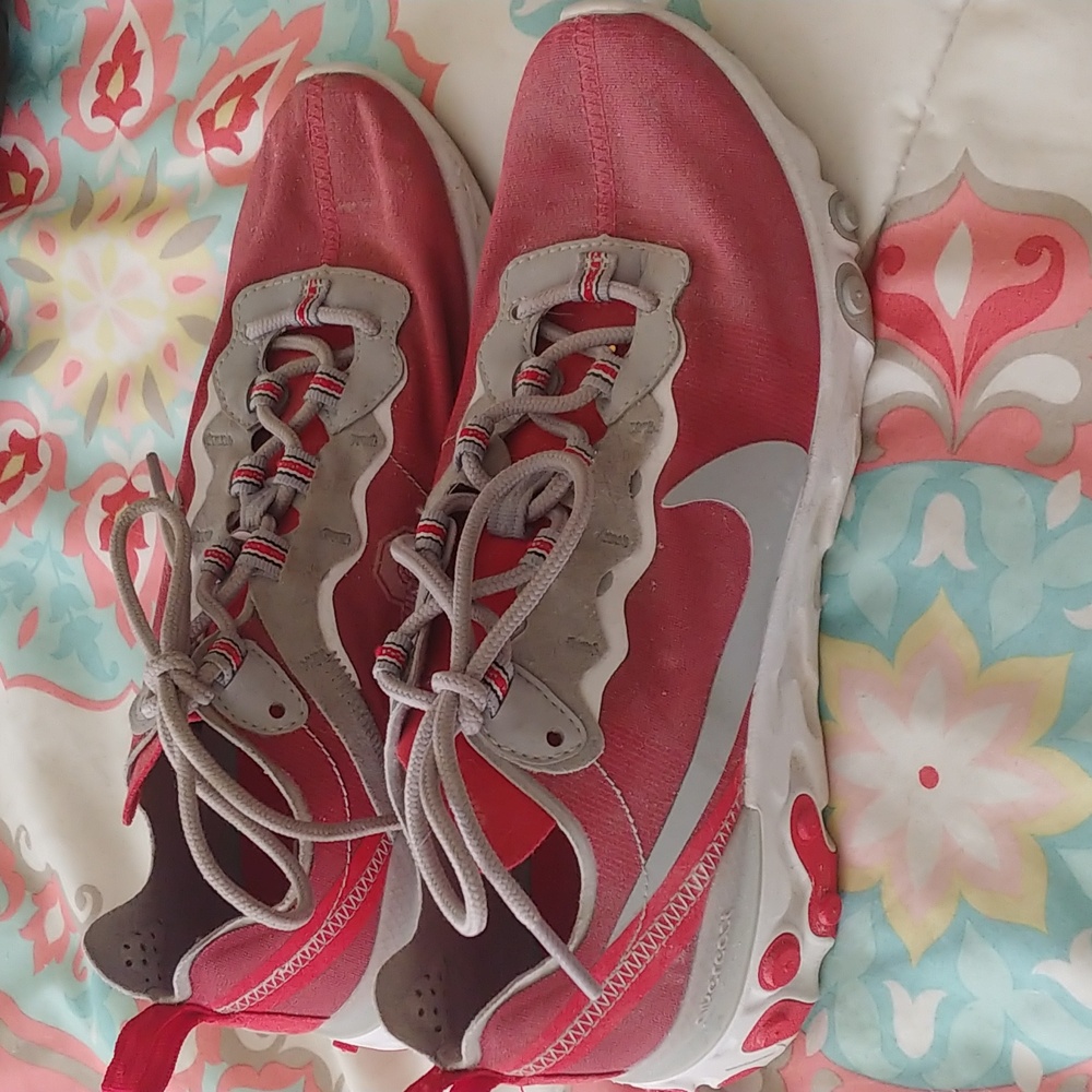 Nike React Ohio State shoe